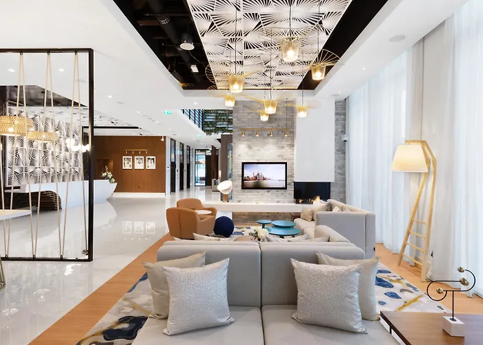 Adagio Premium The Palm Aparthotel Dubai